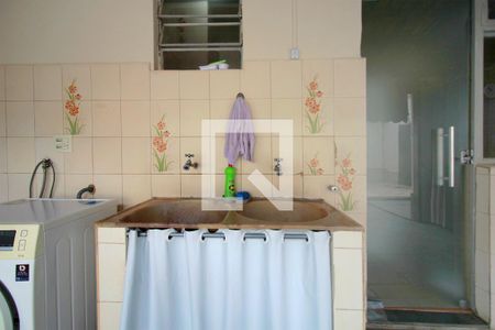 Área de Serviço de casa à venda com 4 quartos, 431m² em Ipiranga, Belo Horizonte