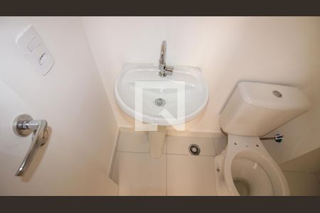Banheiro de apartamento à venda com 2 quartos, 35m² em Vila Graciosa, São Paulo
