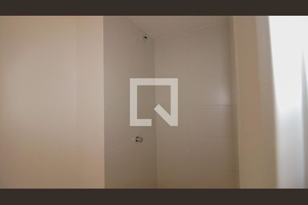 Banheiro de apartamento à venda com 2 quartos, 35m² em Vila Graciosa, São Paulo