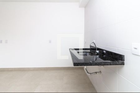 Cozinha de apartamento à venda com 1 quarto, 31m² em Vila Anastácio, São Paulo