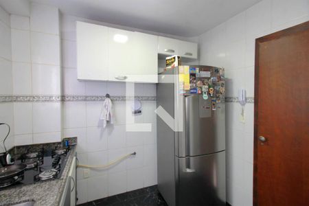 Cozinha de apartamento para alugar com 3 quartos, 95m² em Sagrada Família, Belo Horizonte