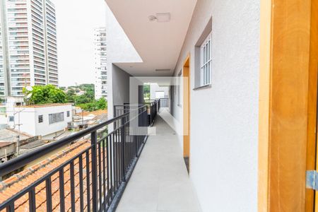 varanda de apartamento à venda com 2 quartos, 43m² em Vila Anastácio, São Paulo