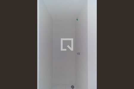 Banheiro de apartamento para alugar com 2 quartos, 32m² em Vila Ema, São Paulo