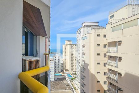 Vista de apartamento para alugar com 3 quartos, 120m² em Centro, Guarujá