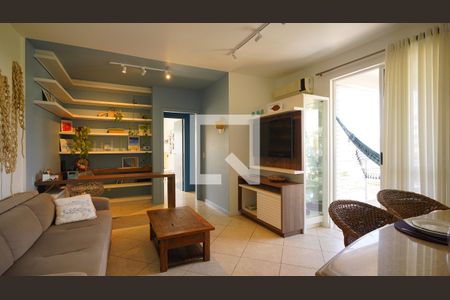 Sala de apartamento para alugar com 2 quartos, 72m² em Trindade, Florianópolis