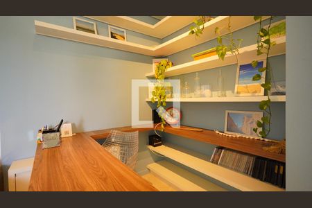 Escritório de apartamento para alugar com 2 quartos, 72m² em Trindade, Florianópolis