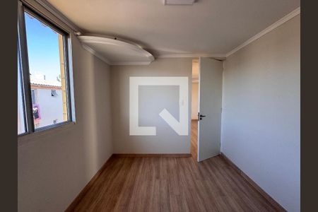 Quarto 2 de apartamento à venda com 2 quartos, 43m² em Rio dos Sinos, São Leopoldo