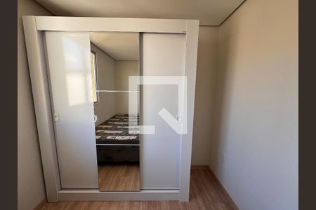 Quarto 1 de apartamento à venda com 2 quartos, 43m² em Rio dos Sinos, São Leopoldo