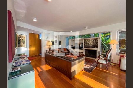 Foto 24 de casa à venda com 4 quartos, 424m² em Alto de Pinheiros, São Paulo