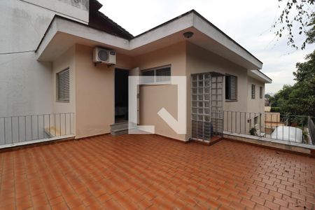 Varanda da Suíte 2 de casa para alugar com 4 quartos, 297m² em Sumaré, São Paulo