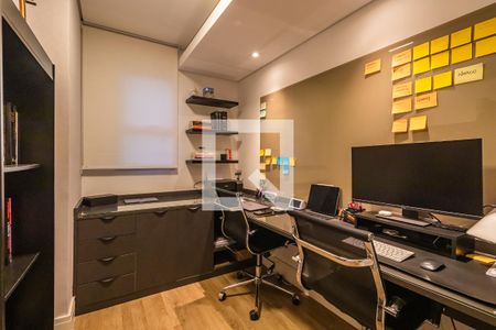 Escritório de apartamento à venda com 3 quartos, 212m² em Alphaville, Barueri