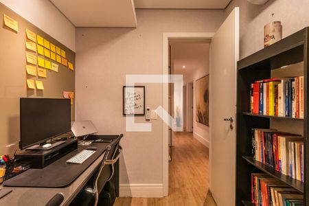 Escritório de apartamento à venda com 3 quartos, 212m² em Alphaville, Barueri