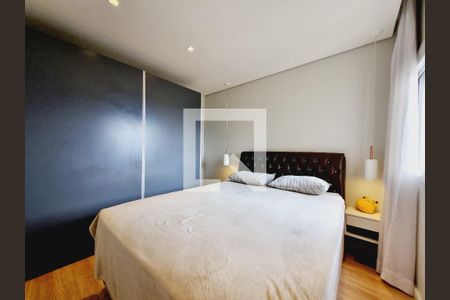 Suíte  de apartamento à venda com 2 quartos, 77m² em Vila Pirajussara, São Paulo