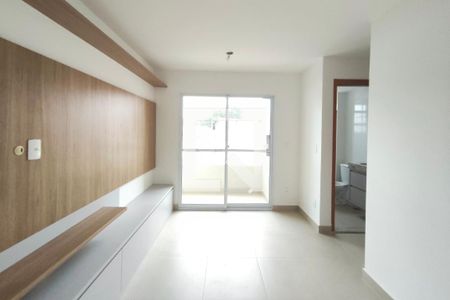 Sala de apartamento à venda com 2 quartos, 58m² em Parque Industrial, Campinas