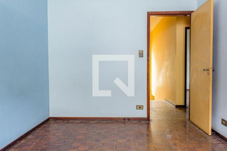 Casa à venda com 6 quartos, 300m² em Jardim Sao Bento, São Paulo