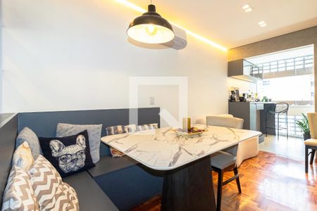 Sala de apartamento à venda com 2 quartos, 51m² em Vila Nova Conceição, São Paulo