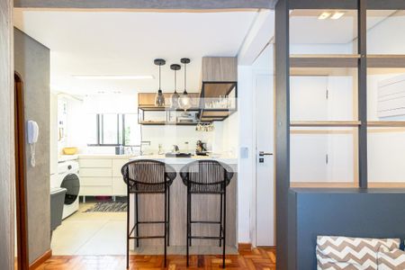 Sala de apartamento à venda com 2 quartos, 51m² em Vila Nova Conceição, São Paulo