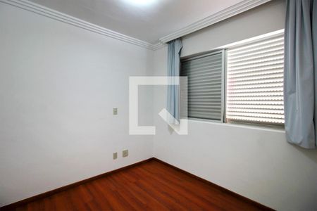 Quarto  de apartamento para alugar com 3 quartos, 99m² em Buritis, Belo Horizonte