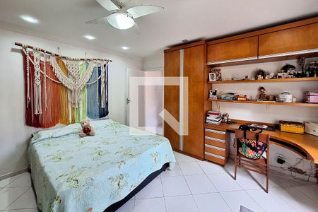 Quarto 1 de casa à venda com 3 quartos, 310m² em Piratininga, Niterói