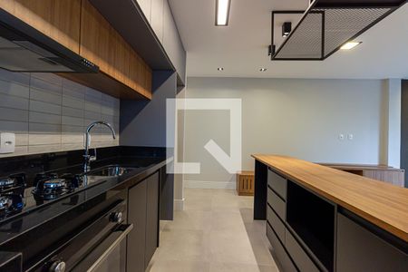 Cozinha de apartamento à venda com 2 quartos, 73m² em Itaim Bibi, São Paulo