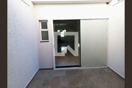 Casa à venda com 3 quartos, 83m² em Jardim Cidalia, São Paulo