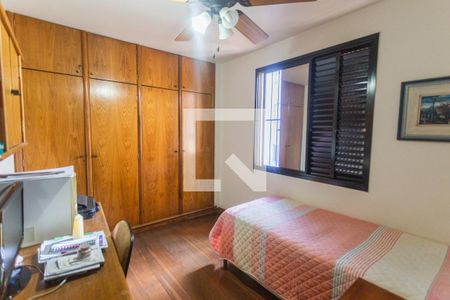 Quarto 1 de apartamento à venda com 4 quartos, 145m² em Grajaú, Belo Horizonte
