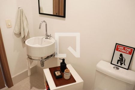 Lavabo de apartamento à venda com 1 quarto, 70m² em Itaim Bibi, São Paulo