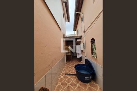 Casa à venda com 5 quartos, 240m² em Parque Monte Alegre, Taboão da Serra