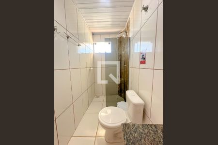 Banheiro de apartamento para alugar com 2 quartos, 60m² em São João do Rio Vermelho, Florianópolis
