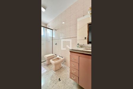 Banheiro de apartamento à venda com 4 quartos, 260m² em Buritis, Belo Horizonte