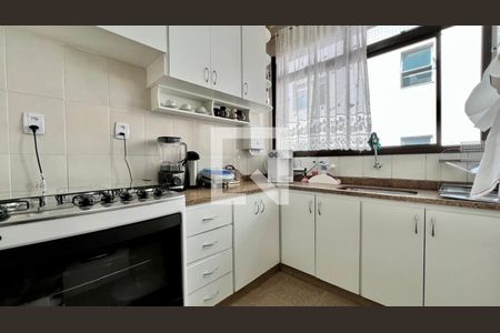 Cozinha de apartamento à venda com 4 quartos, 260m² em Buritis, Belo Horizonte