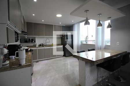 Cozinha de casa de condomínio à venda com 5 quartos, 350m² em Tauá, Rio de Janeiro