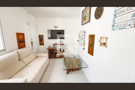 Sala de apartamento à venda com 2 quartos, 49m² em Parque Peruche, São Paulo