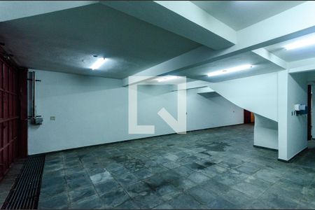 Garagem de casa à venda com 3 quartos, 240m² em Vila Albertina, São Paulo