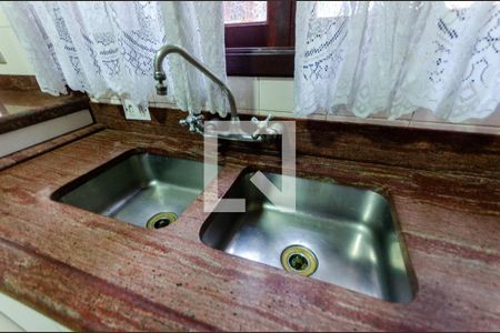 Cozinha de casa à venda com 3 quartos, 240m² em Vila Albertina, São Paulo