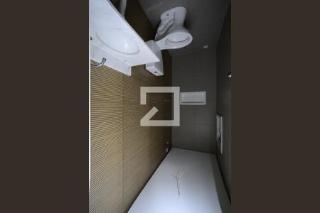 Banheiro de apartamento para alugar com 1 quarto, 33m² em Ipiranga, São Paulo