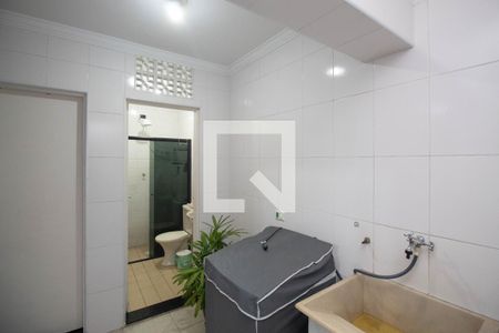 Área de Serviço de casa à venda com 4 quartos, 250m² em Vila Isolina Mazzei, São Paulo