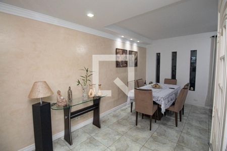 Sala de casa à venda com 4 quartos, 250m² em Vila Isolina Mazzei, São Paulo