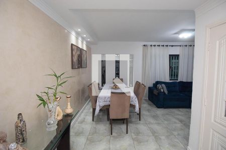 Sala de casa à venda com 4 quartos, 250m² em Vila Isolina Mazzei, São Paulo