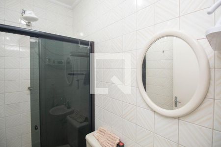 Banheiro de serviço de casa à venda com 4 quartos, 250m² em Vila Isolina Mazzei, São Paulo