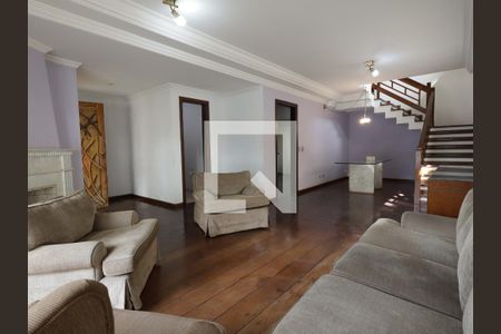 Sala de casa à venda com 4 quartos, 286m² em Jardim Leonor, São Paulo