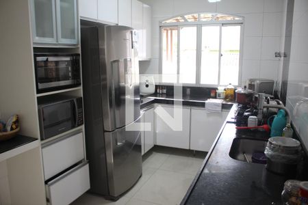 Cozinha de casa à venda com 3 quartos, 315m² em Novo Riacho, Contagem