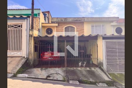 Fachada de casa à venda com 2 quartos, 104m² em Vila Ivg, São Paulo