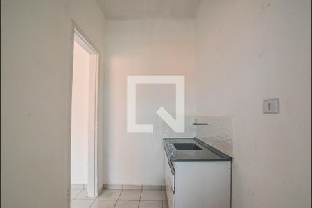 Cozinha de kitnet/studio para alugar com 1 quarto, 25m² em Jardim Orlandina, Santo André