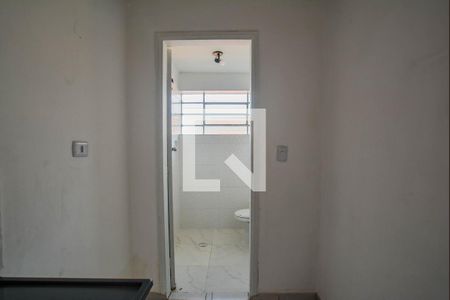 Cozinha de kitnet/studio para alugar com 1 quarto, 25m² em Jardim Orlandina, Santo André