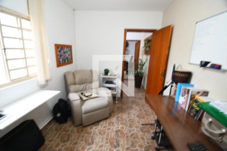 Escritório de casa à venda com 3 quartos, 200m² em Vila Miguel Vicente Cury, Campinas