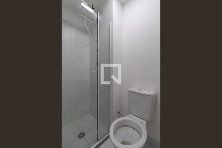 Banheiro de apartamento para alugar com 2 quartos, 32m² em Vila Ré, São Paulo