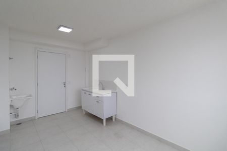 Sala e Cozinha de apartamento para alugar com 2 quartos, 32m² em Vila Ré, São Paulo