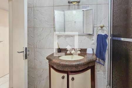 Banheiro 2 de apartamento para alugar com 3 quartos, 106m² em Barra Funda, Guarujá