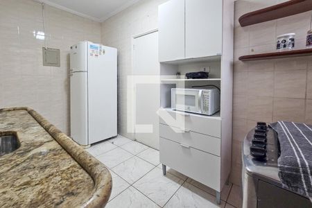 Cozinha de apartamento para alugar com 3 quartos, 106m² em Barra Funda, Guarujá